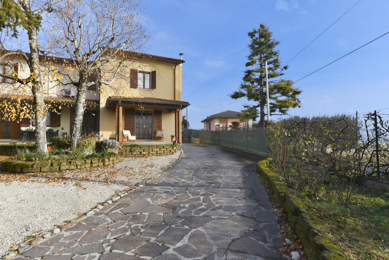 Casa Nonna Rina Villa Monzambano Exterior photo