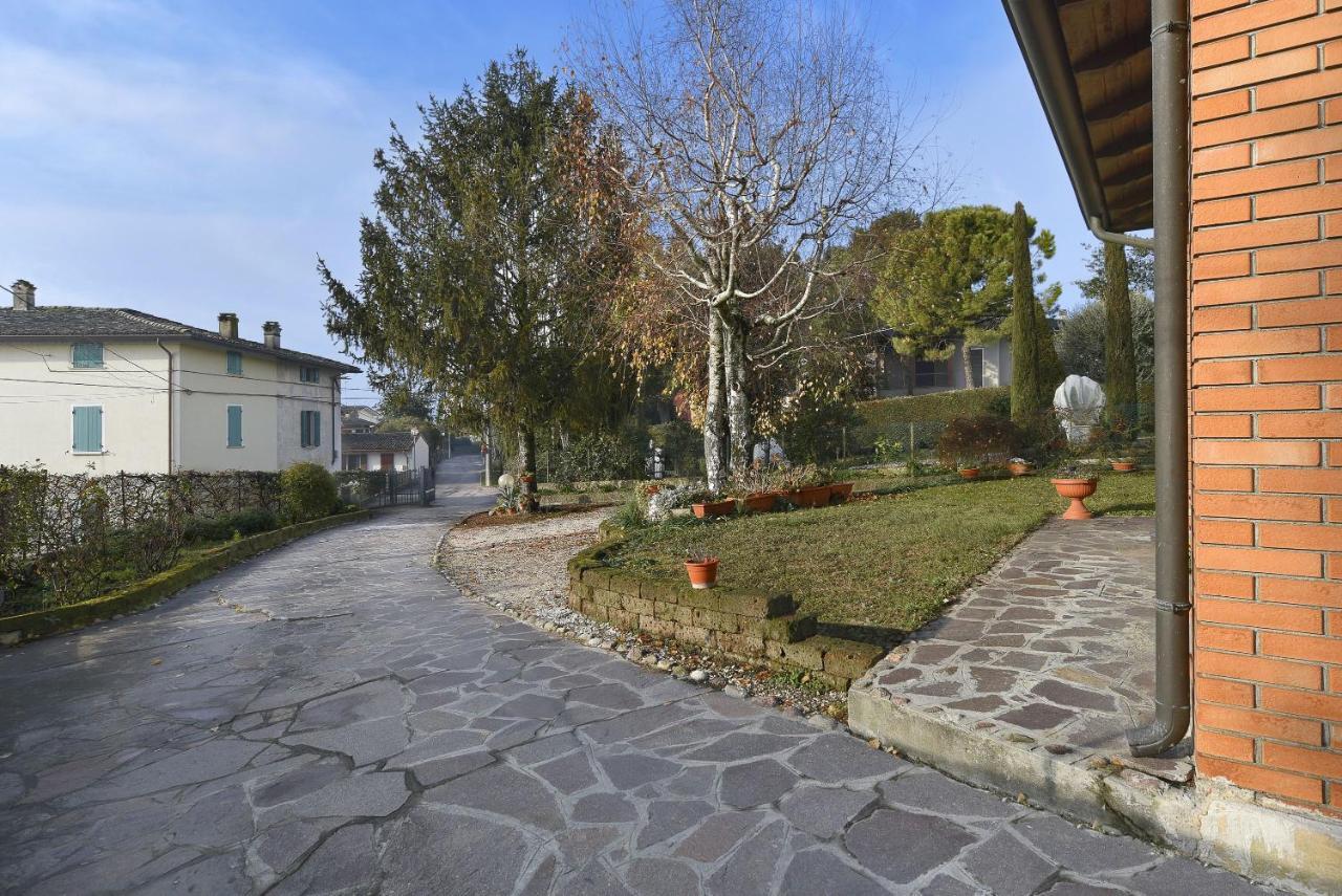 Casa Nonna Rina Villa Monzambano Exterior photo